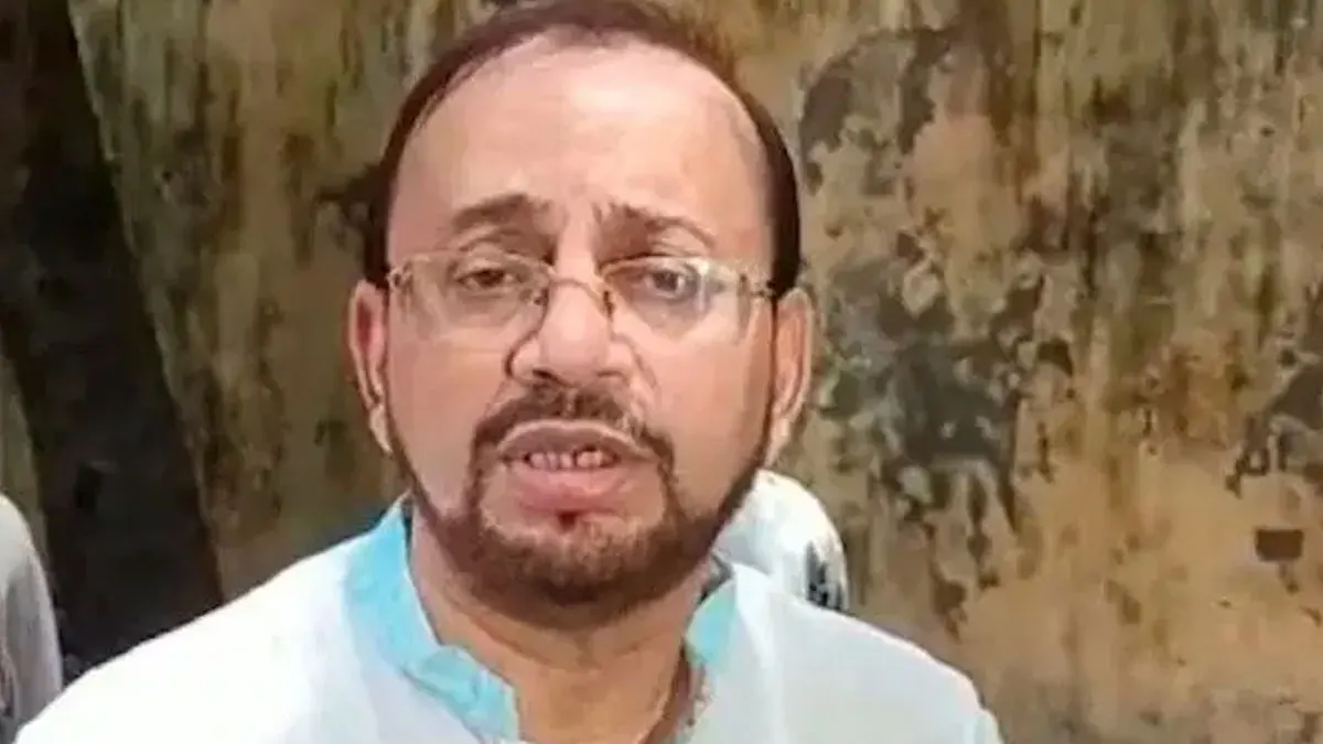 প্রতারণার অভিযোগে এবার থানায় তলব অতীন ঘোষ ও তাঁর মেয়ে