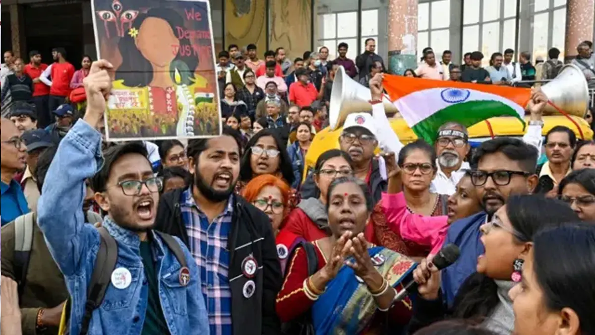 ফরেনসিকের হাতে বদল ভিসেরা নমুনা! বিস্ফোরক চিঠি পেয়ে কোর্টে নির্যাতিতার পরিবার
