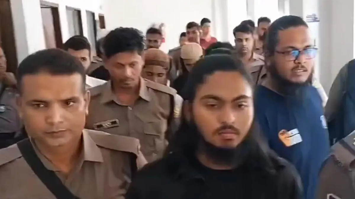 লক্ষ্য ছিল কলকাতায় হামলা! ঢাকা থেকে গ্রেফতার বোমা তৈরীকারী এনসিপি নেতা সাব্বির
