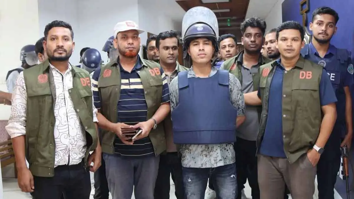 ভারতে পালানোর সময় গ্রেফতার সন্ত্রাসবাদী ইমনের কাছে ভারতীয় আধার! নাম আজহার খান