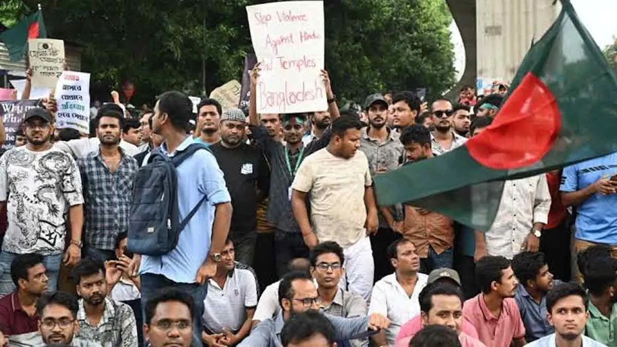 ** রক্ত‑স্নান করে রামের মূর্তি? গাইবান্ধার হিন্দু‑ইসলামি সংঘাতে জিহাদিদের চ্যালেঞ্জ