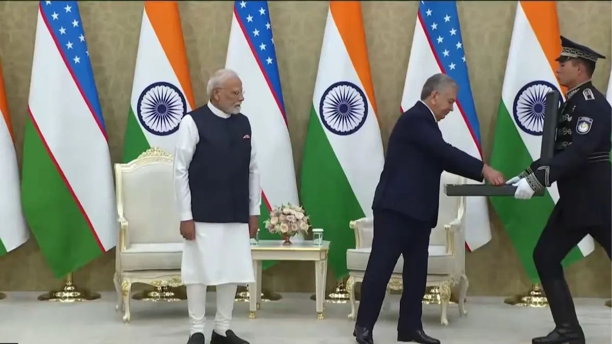উজবেকিস্তানের সর্বোচ্চ সম্মানে ভূষিত প্রধানমন্ত্রী মোদী, তাশখন্দে ঐতিহাসিক মুহূর্ত