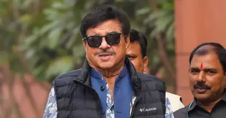 শত্রুঘ্ন সিন্‌হা: দিদির পাশে আছি, গুঞ্জন নাকচ