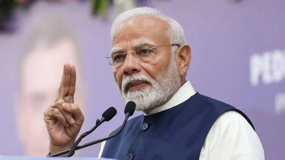 এক রাতের নোটিসে পাল্টা চাল! ভারতে ধর্মান্তকরণে বিদেশি মুদ্রায় না মোদীর