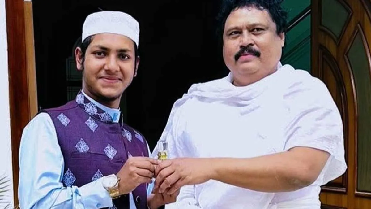 কংগ্রেস বিধায়কের সঙ্গে ঘনিষ্ট যোগ বাংলাদেশি মৌলানার!