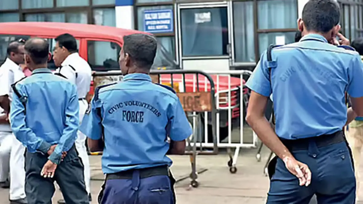 সিভিক স্বেচ্ছাসেবকদের চাকরি রক্ষার জন্য ৫০ নম্বরের পরীক্ষা, ঝাড়াই‑বাছাই শুরু