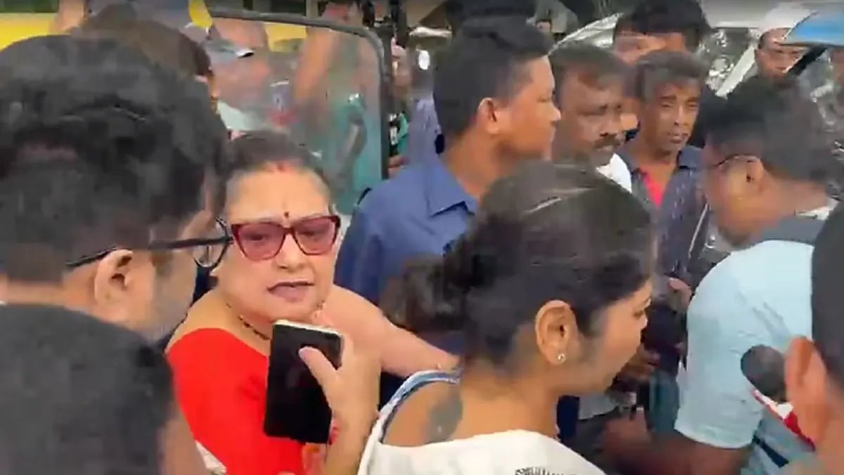 বারুইপুরে মুখ্যমন্ত্রী‑যাত্রার আগে ঋতব্রত‑সায়নীর বিক্ষোভ, ‘বেইমান’ বলে কটাক্ষ