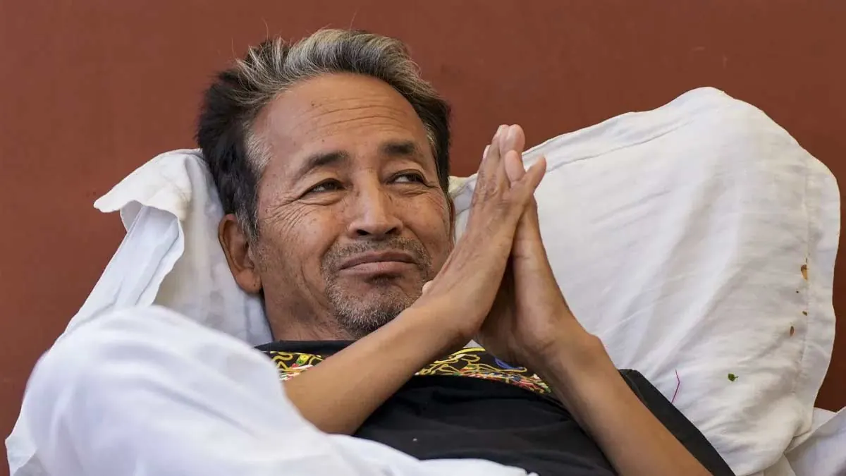 ‘অনশন জারি থাকবে!’ স্পষ্ট করলেন সোনম‑ওয়াংচুক