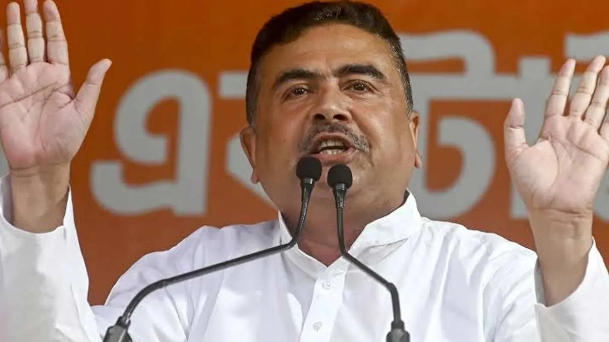 ‘তিন পুরুষ মনে রাখবে’! ধর্মতলা চত্বরে সাংবাদিকদের ওপর হামলায় বিস্ফোরক মুখ্যমন্ত্রী