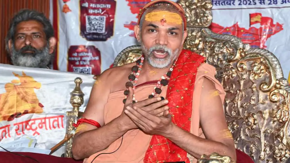 ছাত্রদের সমর্থন করার বার্তা শঙ্করাচার্যের