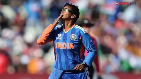 পাকিস্তানের বিরুদ্ধে পাঁচ উইকেট, ইতিহাস গড়লেন দীপ্তি