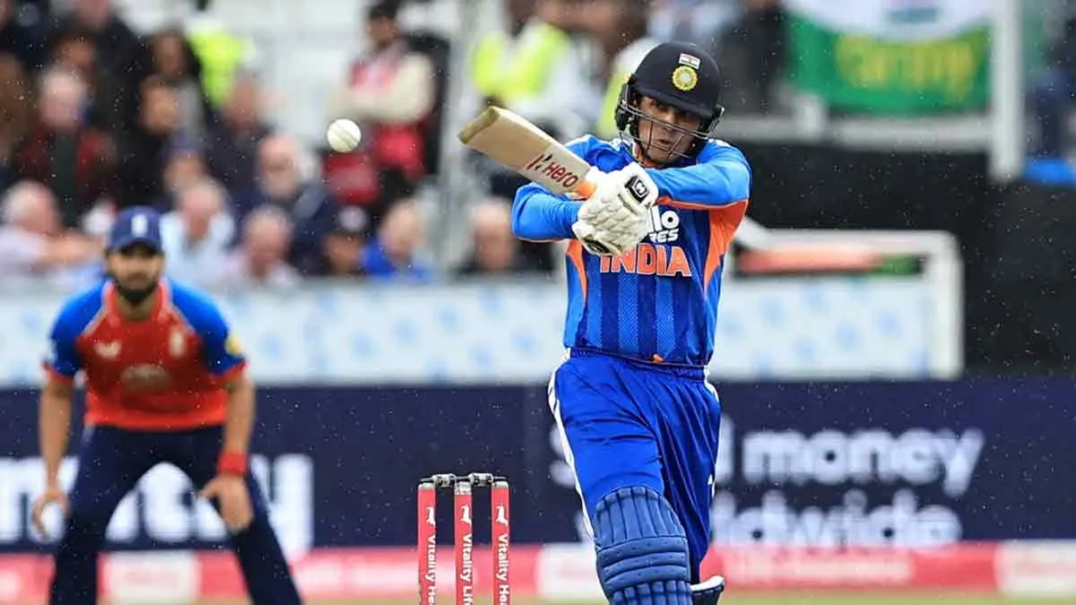 শ্রেয়স-অভিষেক-দুবের ব্যাটে ঘুরে দাঁড়াল ভারত, ইংল্যান্ডের সামনে ১৯০ রানের লক্ষ্য