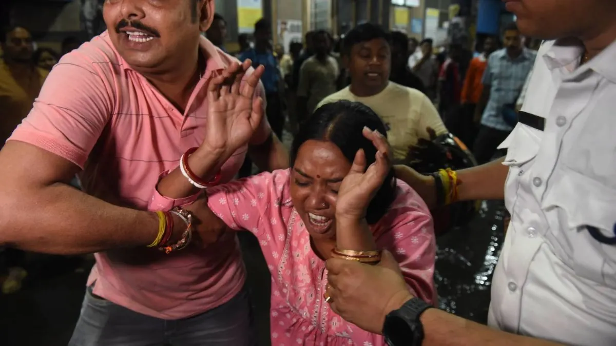 চোরবাগান পদপিষ্ট কাণ্ডে উত্তাল উত্তর কলকাতা, নগরপালের পদত্যাগ দাবি কুনালের