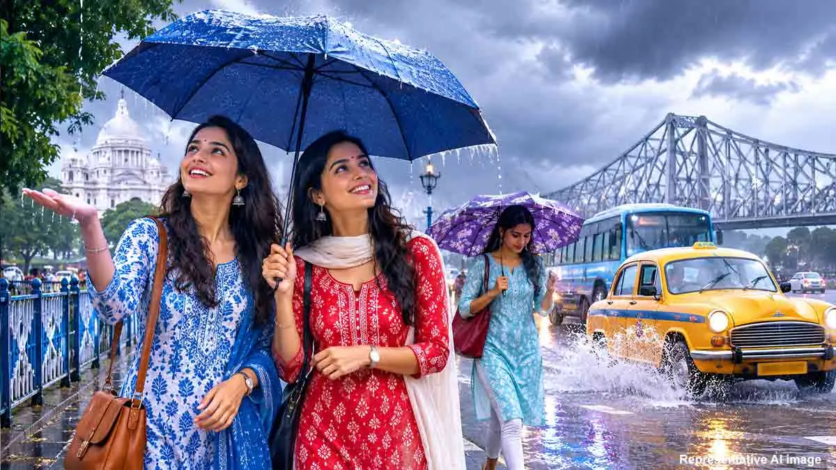 কলকাতায় টানা বৃষ্টির পূর্বাভাস, নিম্নচাপের প্রভাবে আগামী ৩ দিন ভিজবে দক্ষিণবঙ্গ